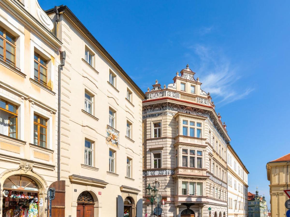 Apartment Nerudova By Interhome Prague Luaran gambar