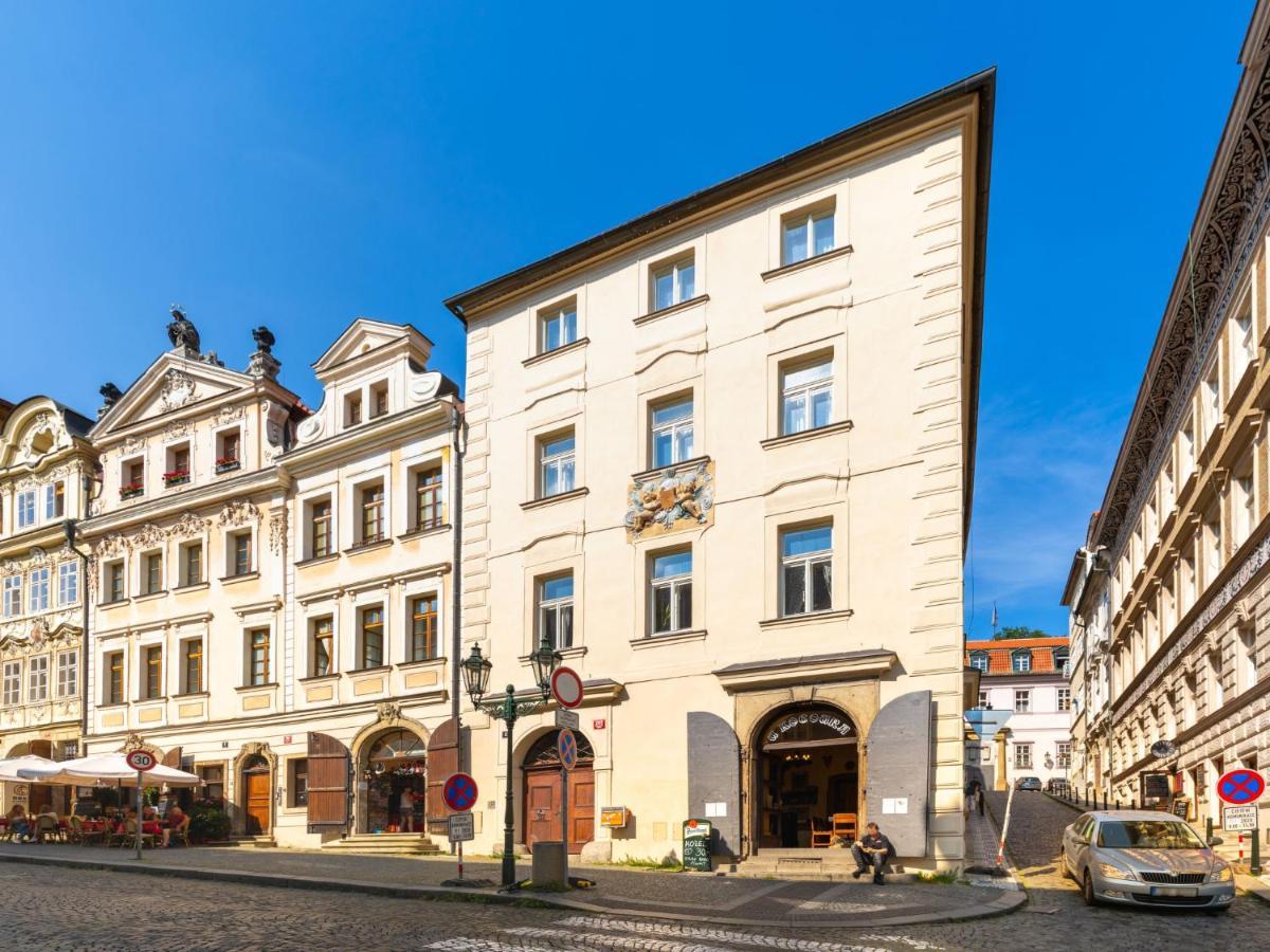 Apartment Nerudova By Interhome Prague Luaran gambar