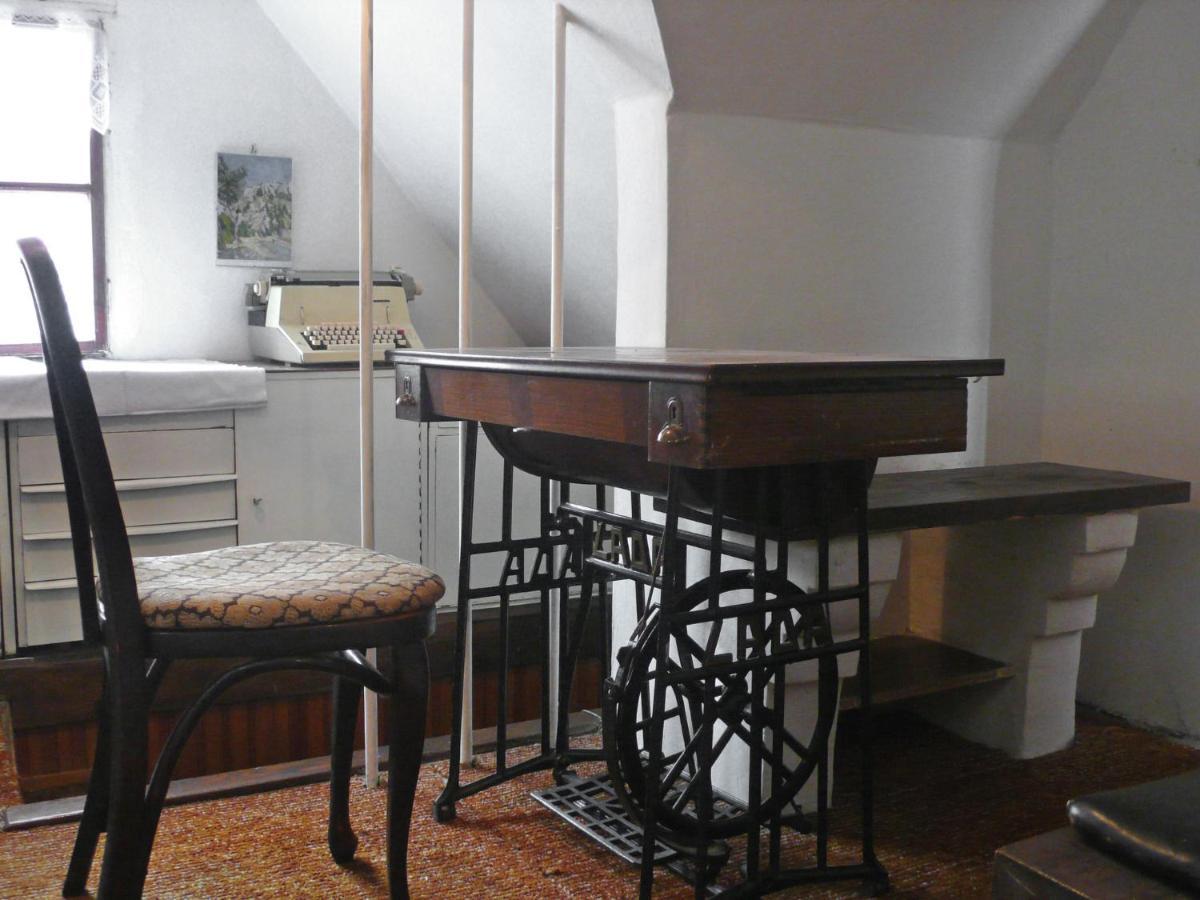 Apartment Nerudova By Interhome Prague Luaran gambar
