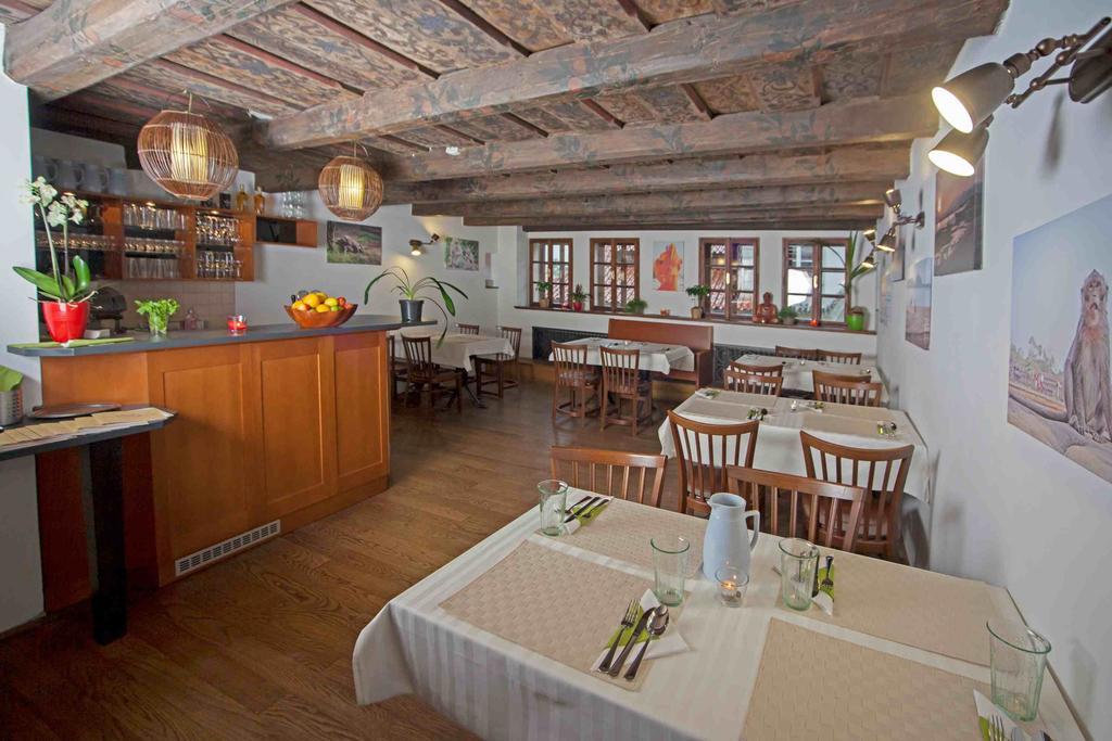 Apartment Nerudova By Interhome Prague Luaran gambar