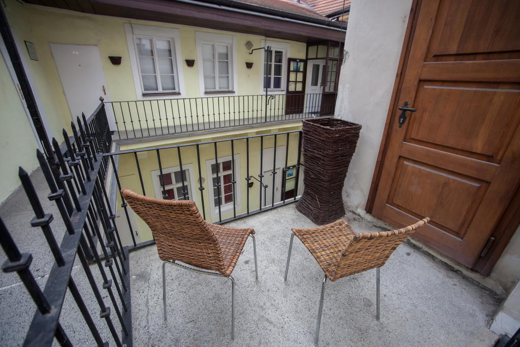 Apartment Nerudova By Interhome Prague Bilik gambar