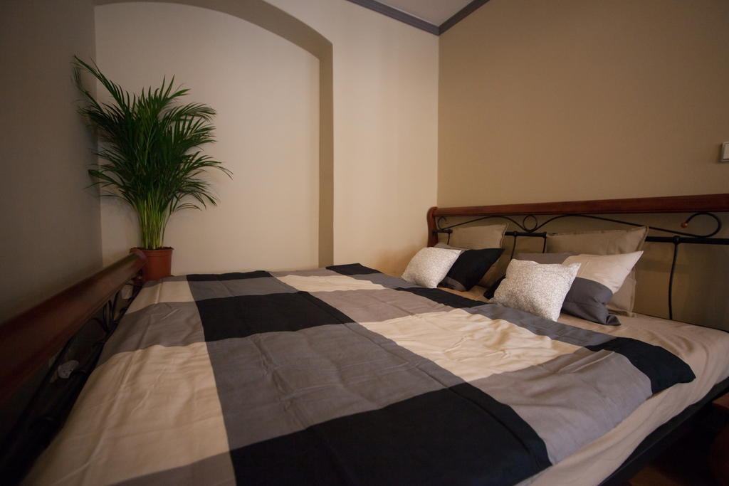 Apartment Nerudova By Interhome Prague Bilik gambar